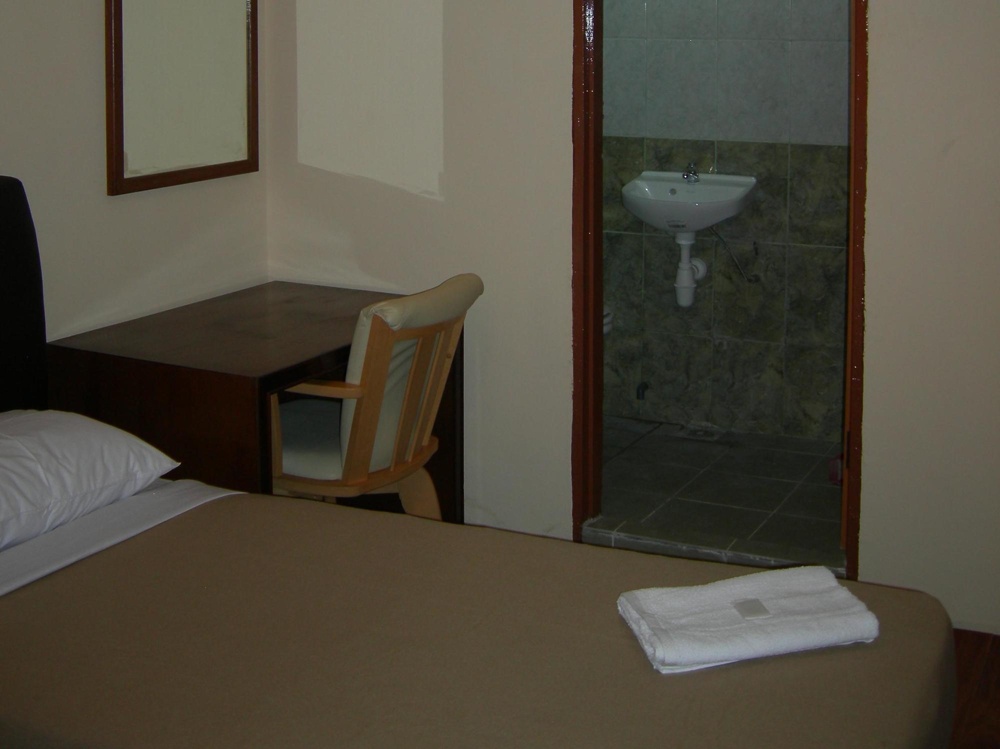 Hotel Surya Palace Kuala Lumpur Exterior photo