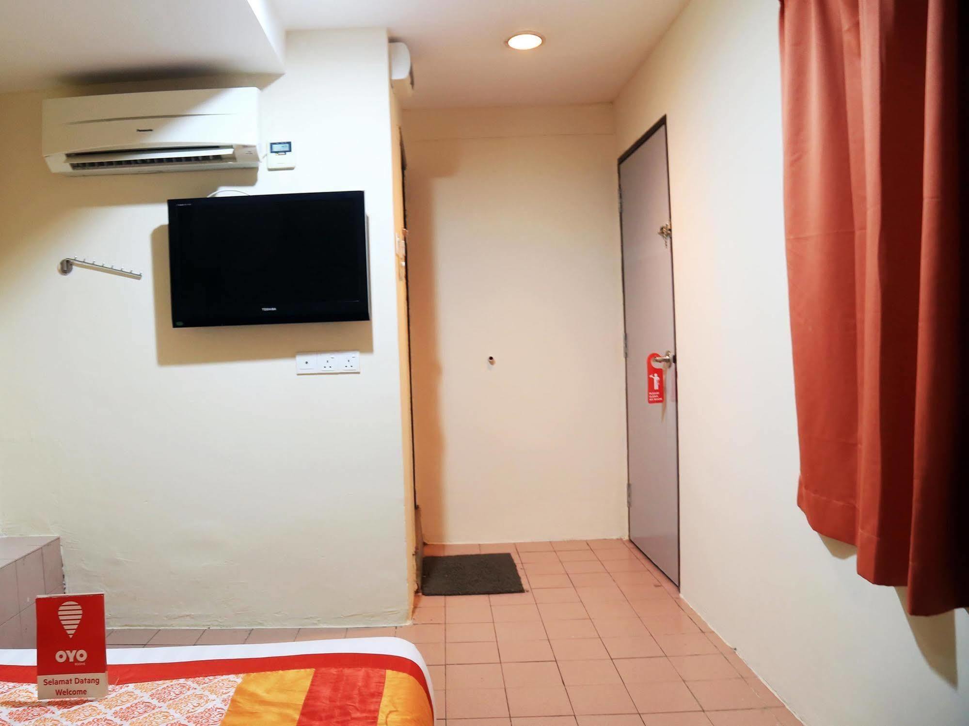 Hotel Surya Palace Kuala Lumpur Exterior photo